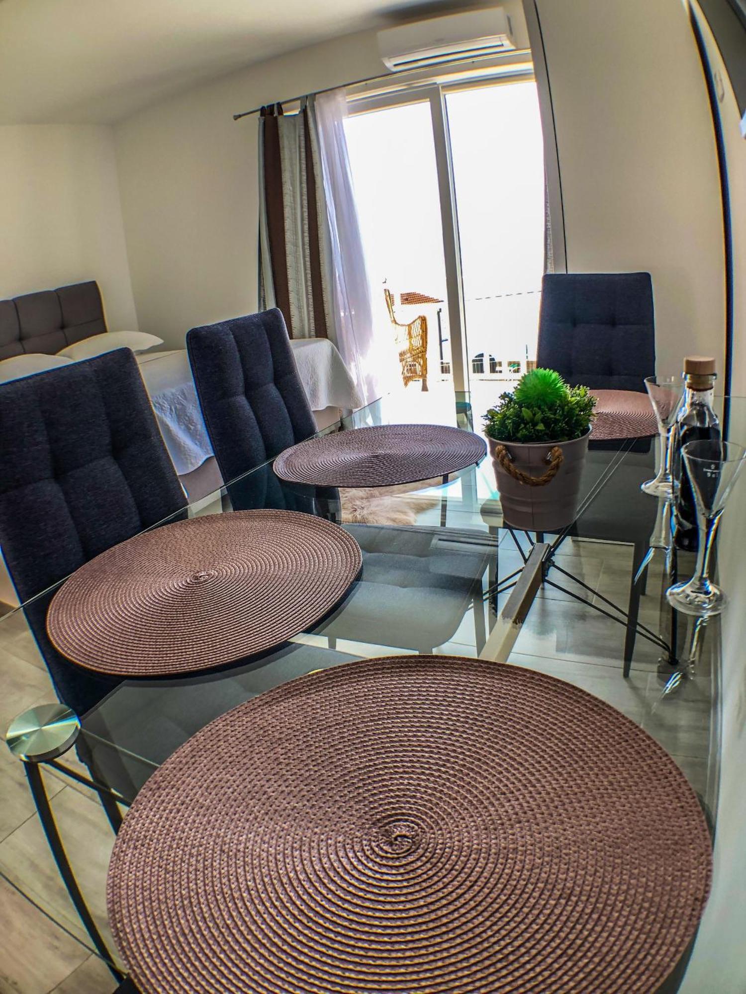 Apartments By The Sea Gradac, Makarska - 13181 Градац Стая снимка